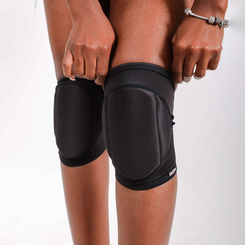 Sleek Black Classic Knee Pads