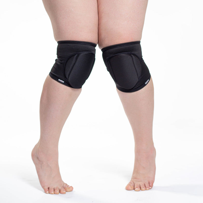 Sleek Black Classic Knee Pads